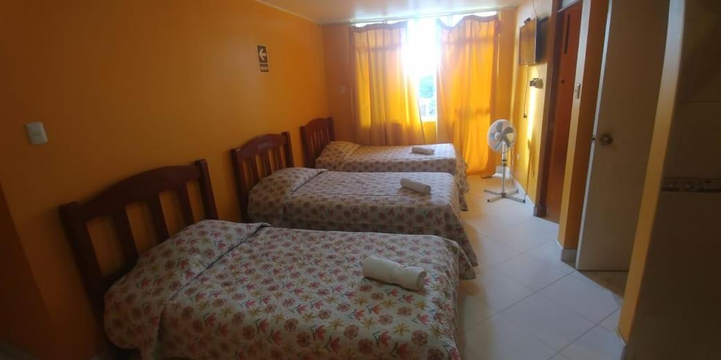 Hotel Y Restaurante Roma Ика Экстерьер фото