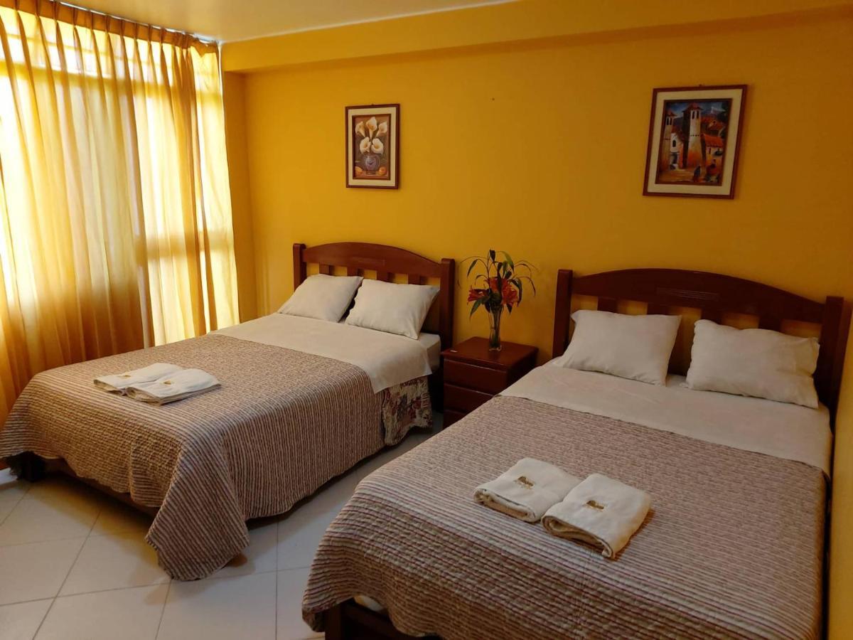 Hotel Y Restaurante Roma Ика Экстерьер фото